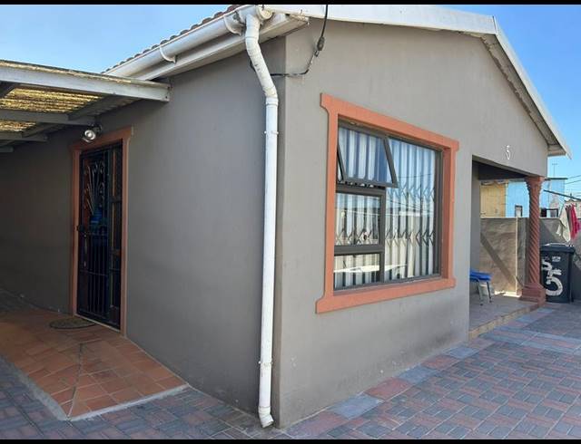3 BEDROOM HOUSE FOR SALE IN MFULENI